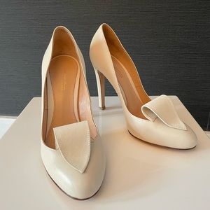 Gianvito Rossi White Pumps